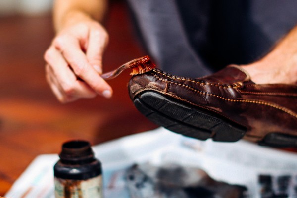 8 tips om gemakkelijk jouw mooie schoenen te poetsen en te onderhouden