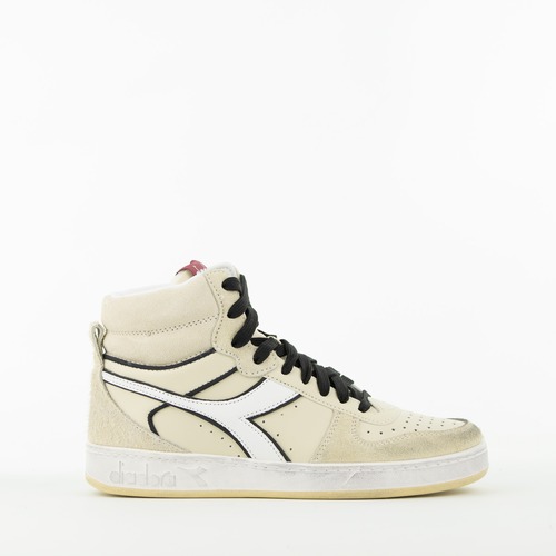 Diadora Schoenen en accessoires online kopen bij Buffalini